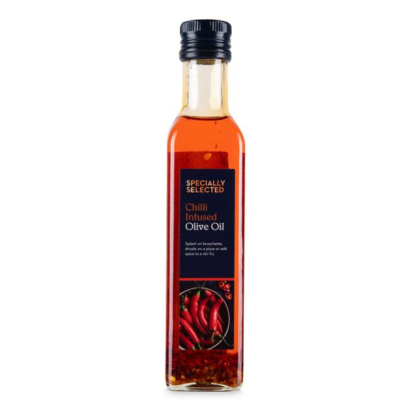 Chilli Infused Olive Oil 250ml Specially Selected